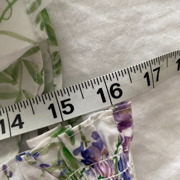 Hill House Home The Ellie Nap Dress Wisteria Large EUC White Floral Smocked - Picture 11 of 12